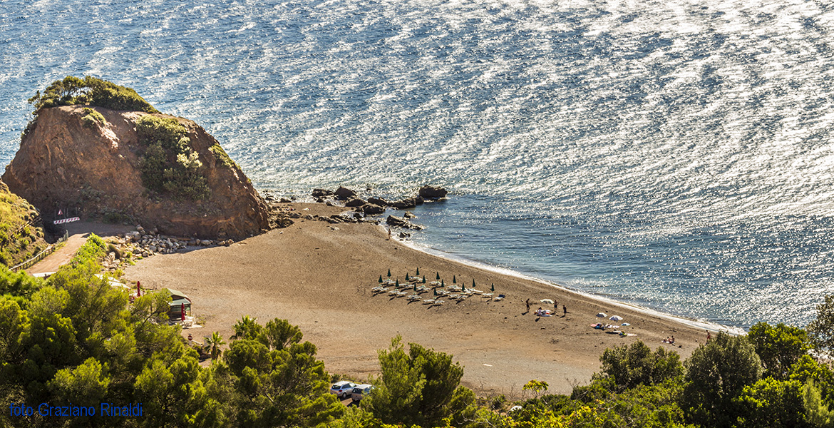 Cala Seregola along the eastern coast of Elba Island