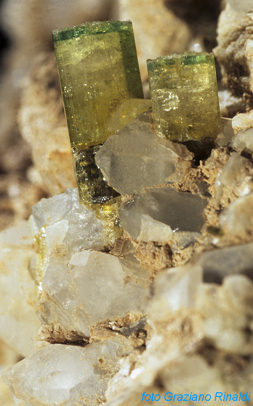 Elba Island, minerals