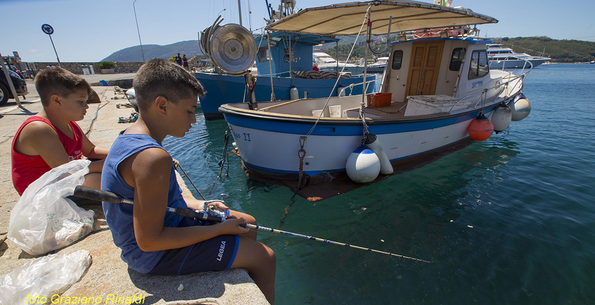 Elba Island, Porto Azzurro, boat, children, summer holiday